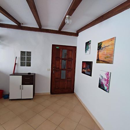 Apartment Nika Umag Eksteriør billede