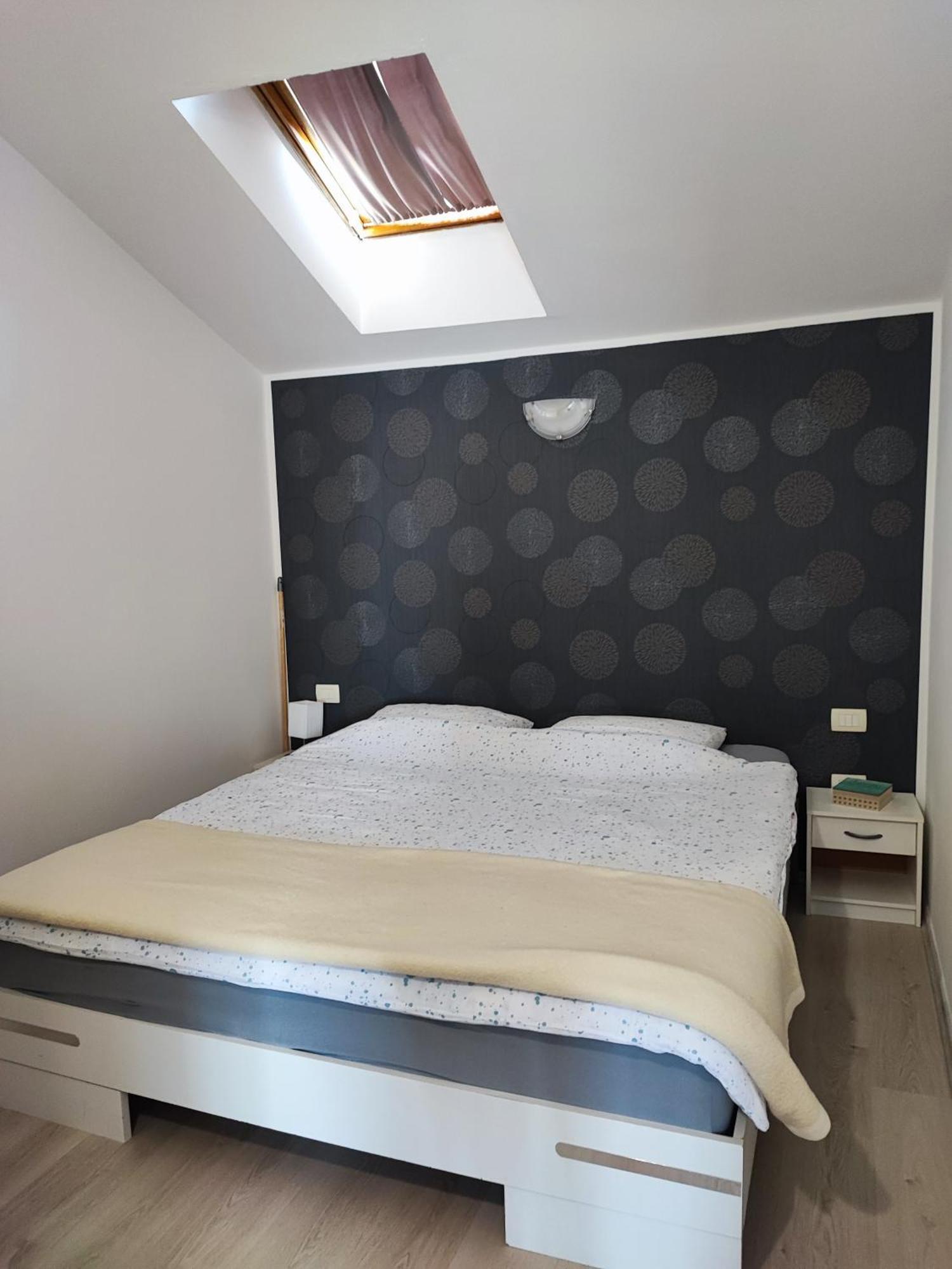 Apartment Nika Umag Eksteriør billede