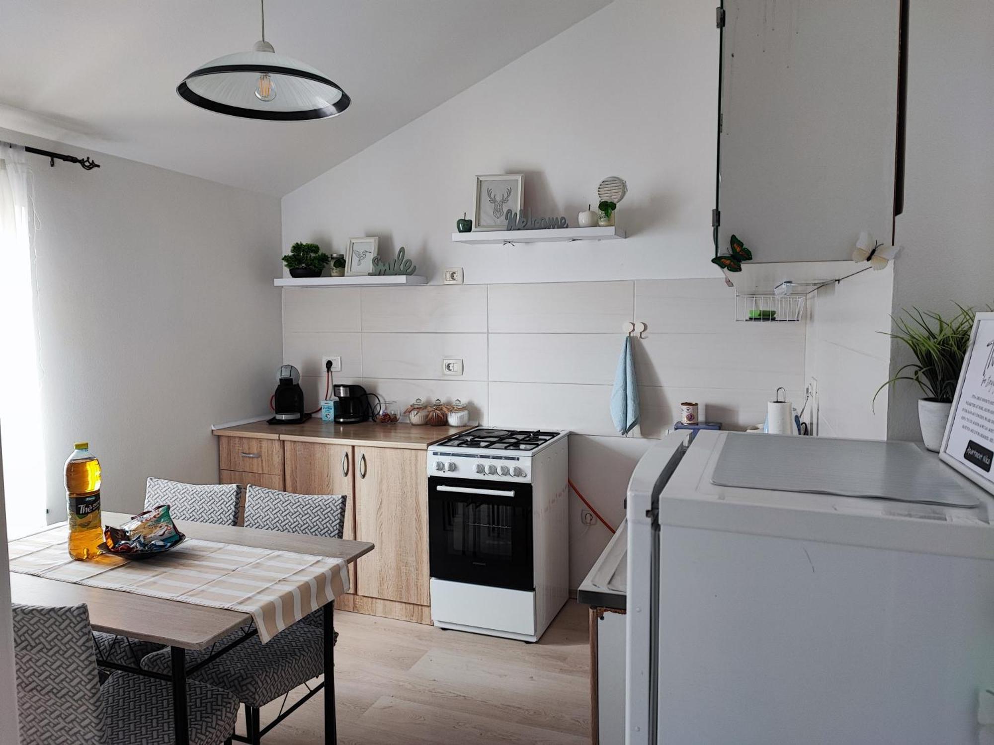Apartment Nika Umag Eksteriør billede