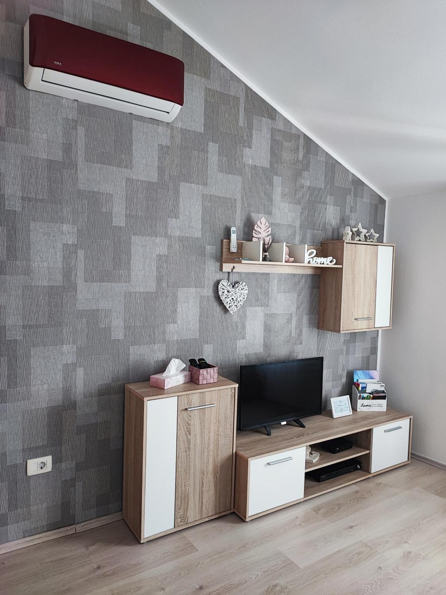 Apartment Nika Umag Eksteriør billede